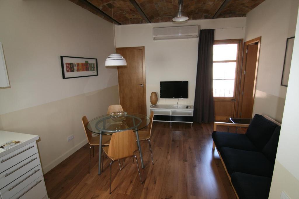 Apartamentos Atica Barcelona Ruang foto